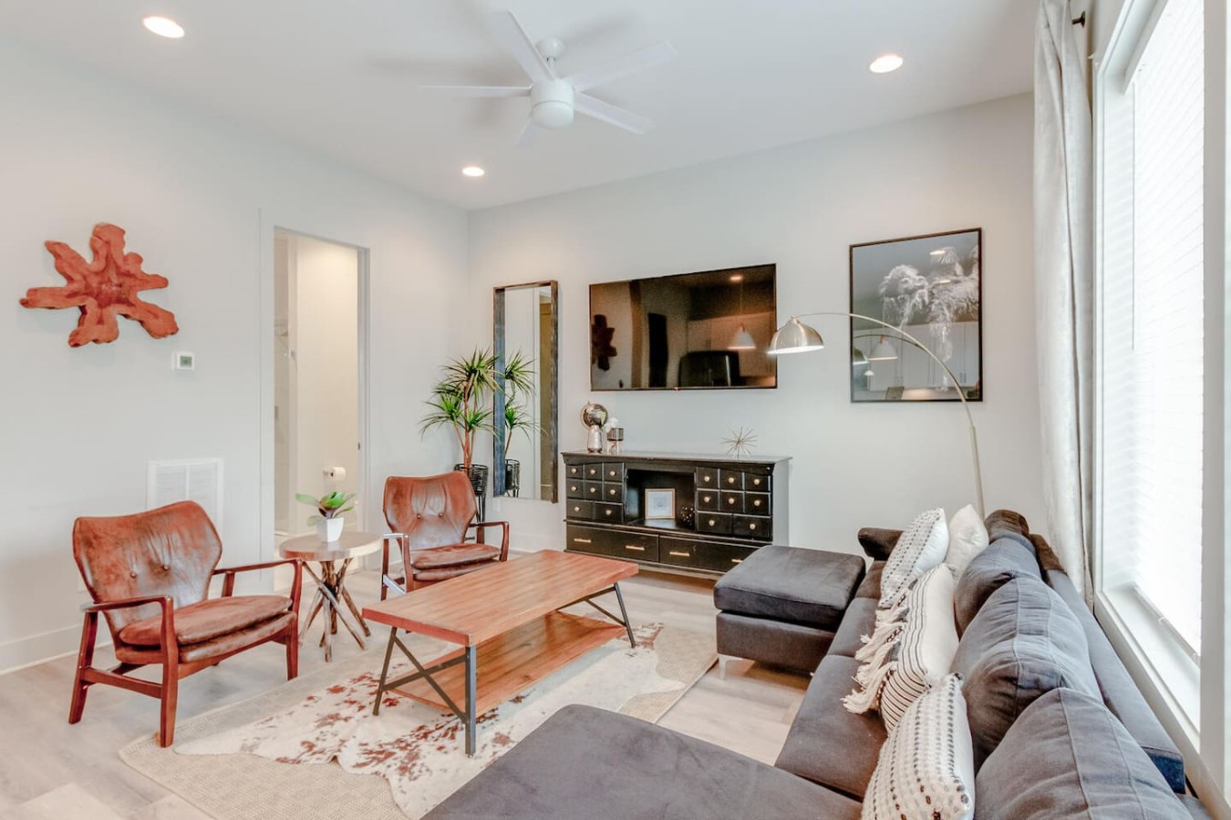 Harmony Haven | Eastside Charm | Rooftop Views