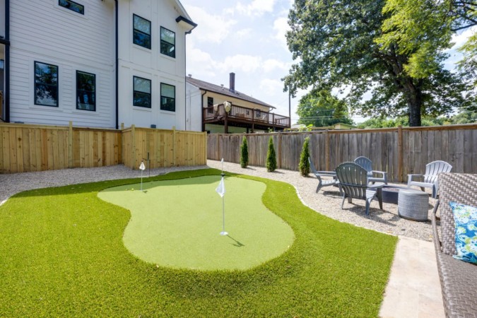 East Oasis | Private Pool + Putting Green