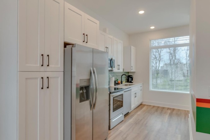 Jazz Junction | 2 BRs/5 Beds | 7 Mins to Broadway