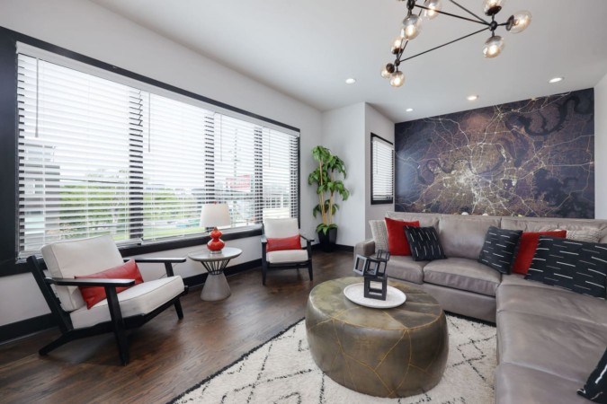 Urban Elegance | Rooftop Lounge with Hot Tub