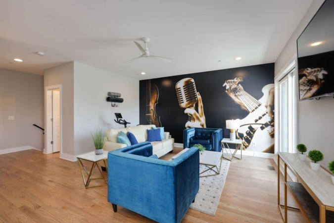 Elegant Escape | City Views + Premium Amenities