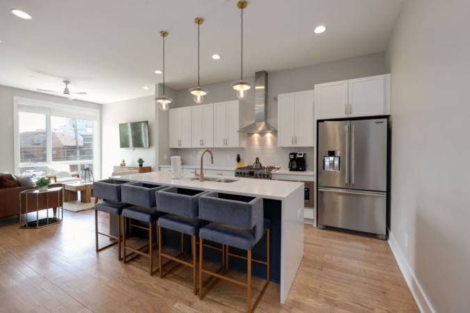 Elegant Escape | City Views + Premium Amenities