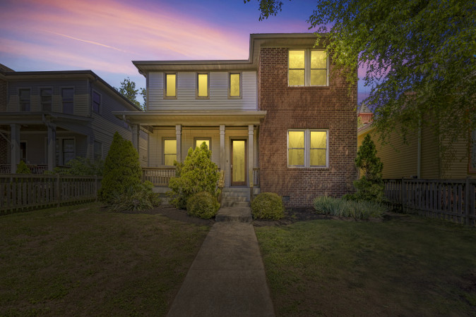East Nashville | Pool Table & Yard | 30 Day Min