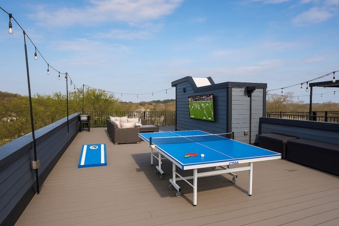 Nashville Encore | Dual Rooftops, Stage & More!