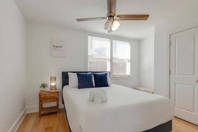 Todd Townhouse – 2 Bedroom– Near City Hotspots