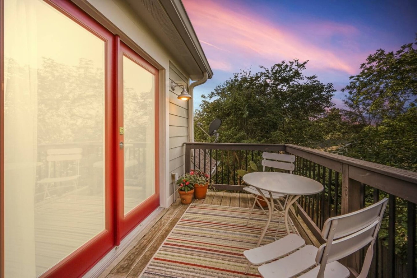 Guest Suite | Private Entrance and Balcony