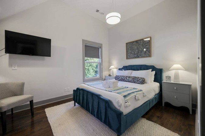 Guest Suite | Private Entrance and Balcony