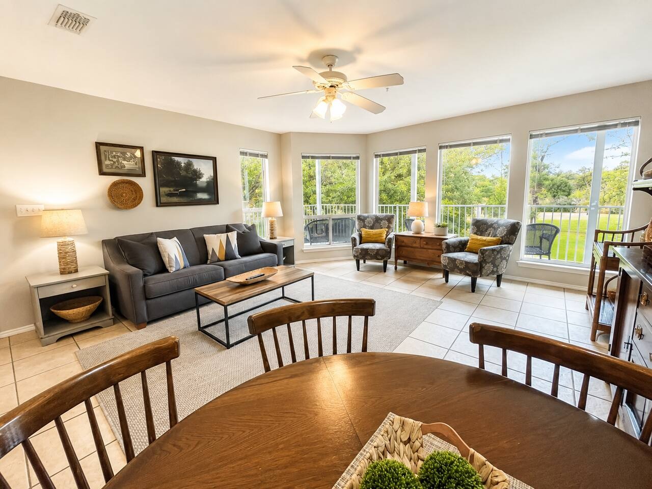 Scenic Balcony And Two Pools With Hot Tubs - Charming Getaway - New Braunfels, TX