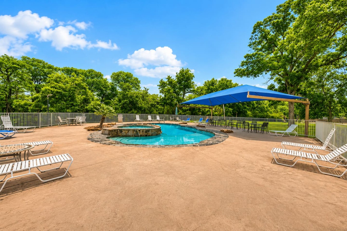 Rest Ashored | 2 Stories & Balconies | Pools - New Braunfels, TX