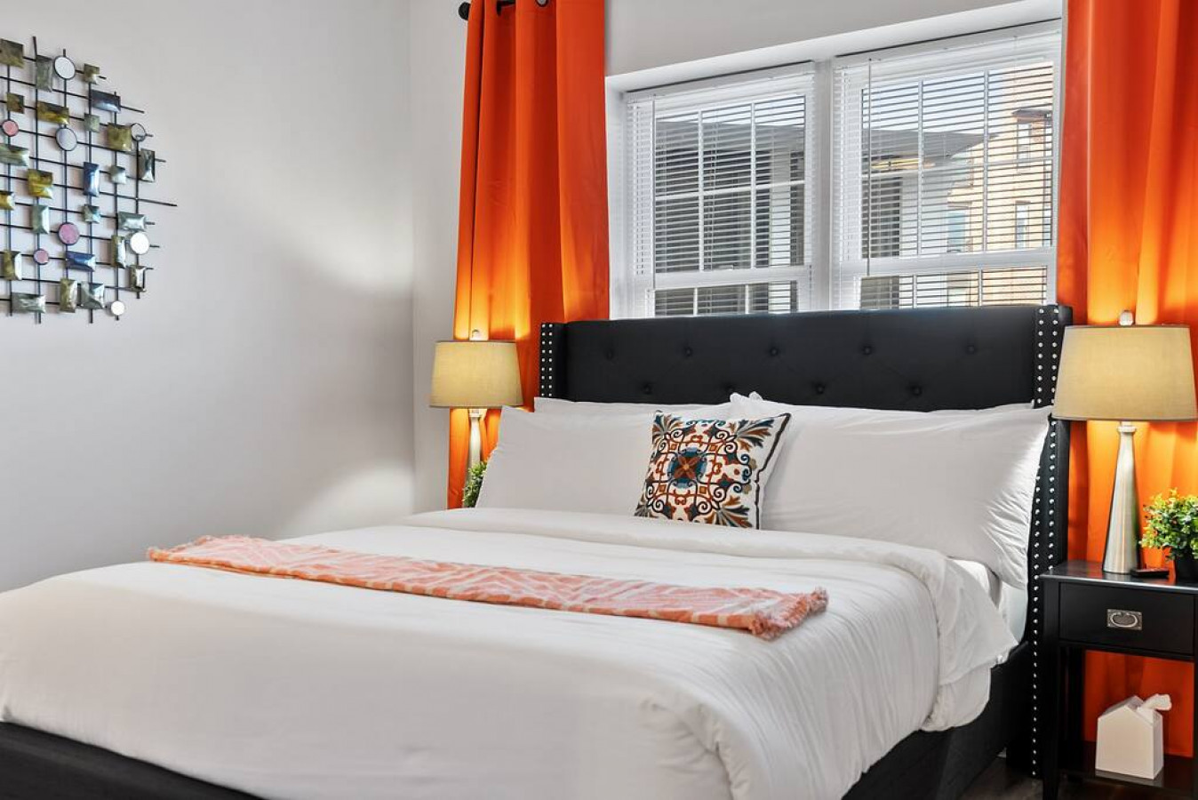 Fitler Square GEM - 3 Bedrooms! 4