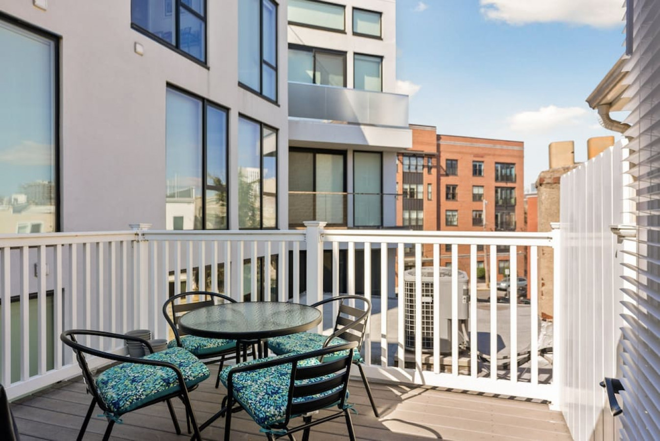 Fitler Square GEM - 3 Bedrooms! 2