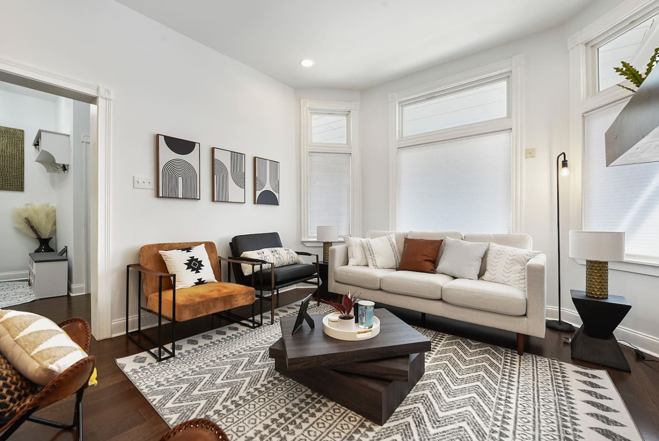 The Riverview Room | Private Queen Room in the Heart of East Liberty 2