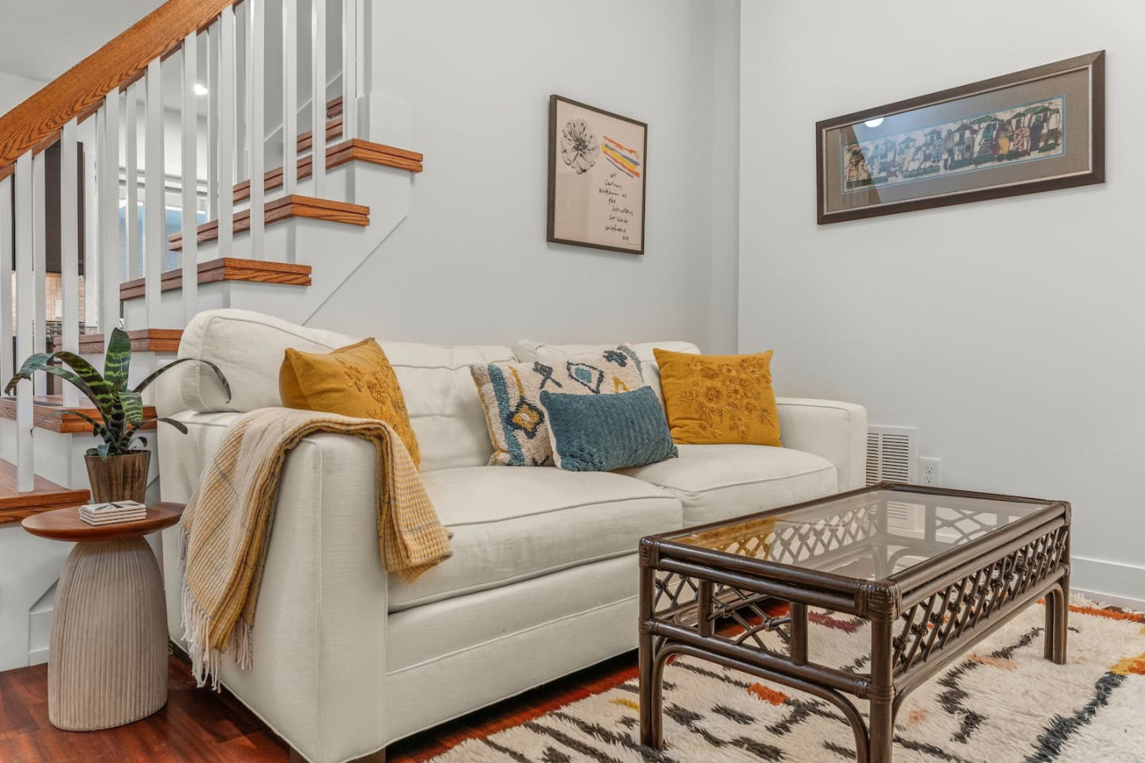 Bright & Modern Home with Patio 5