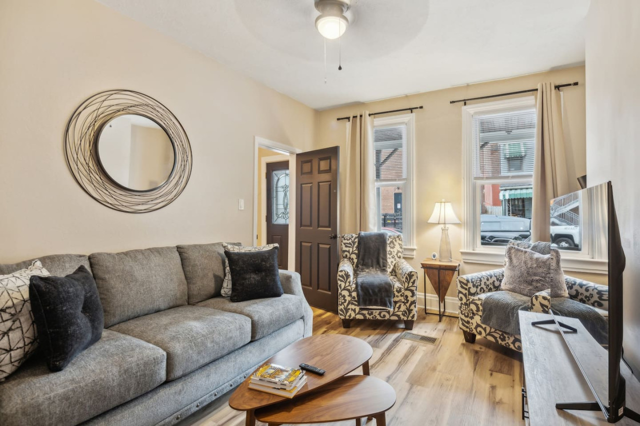 Beautiful Millvale Retreat | Workspace + Self Check-in 2