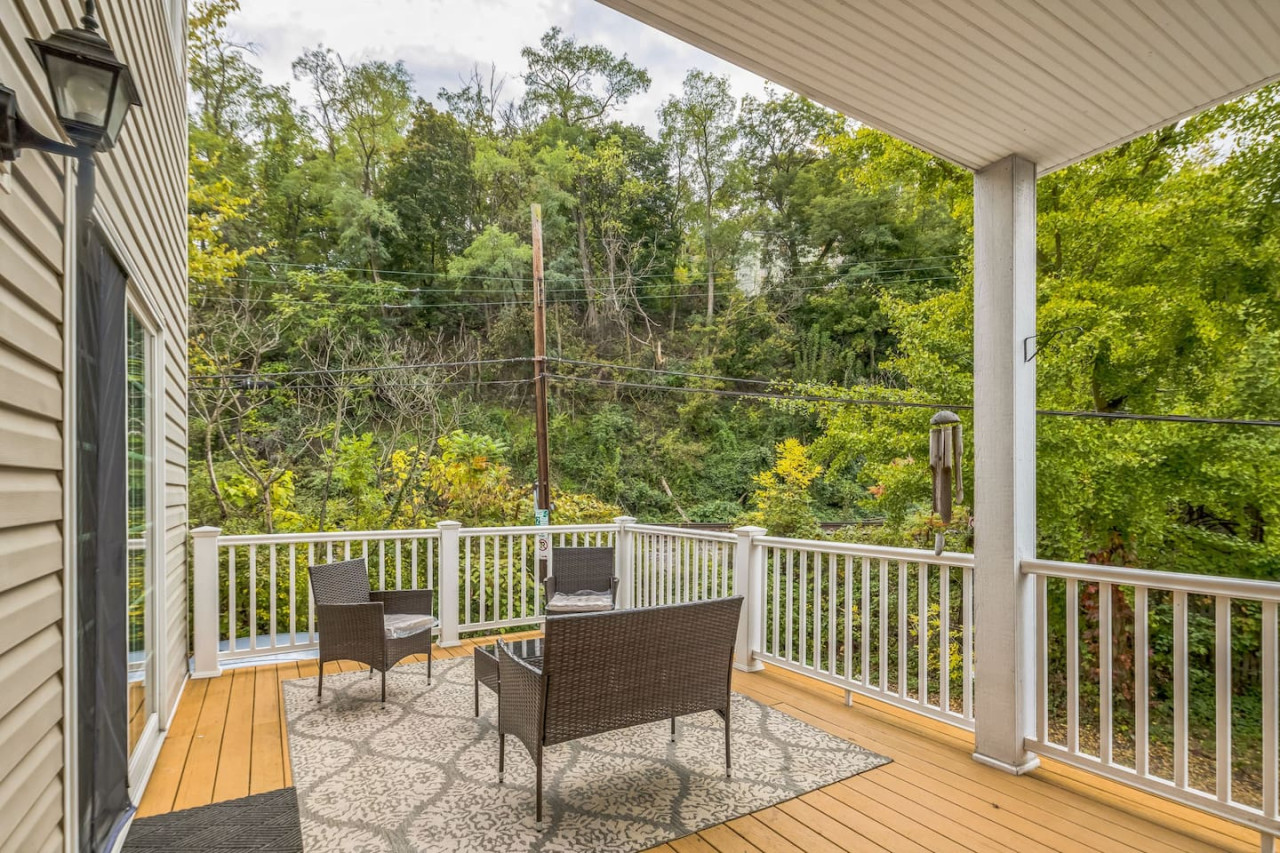 Pittsburgh Getaway |Modern South Side Home | Game Room, Garage + Deck 4