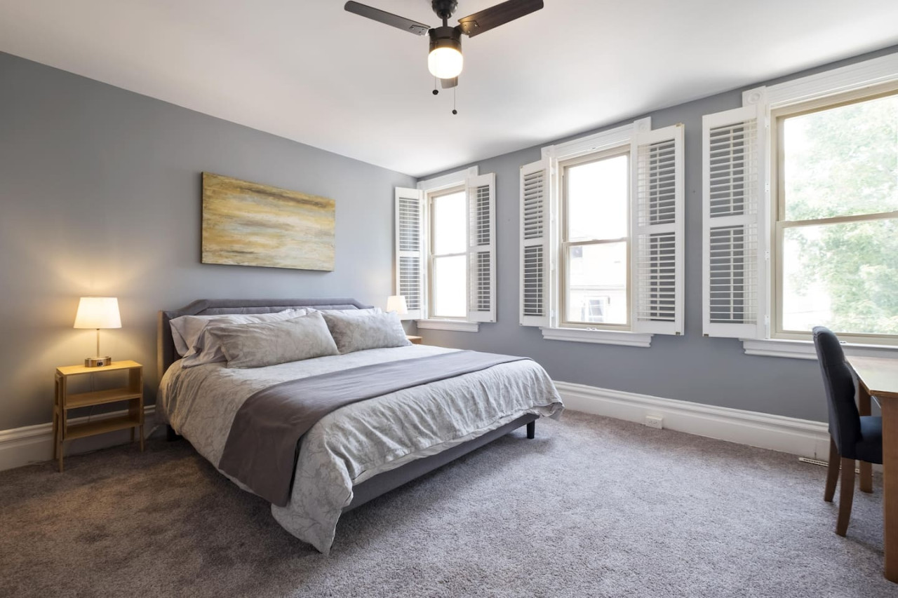 Cozy, Pet-Friendly Home in Pittsburgh South Side 5