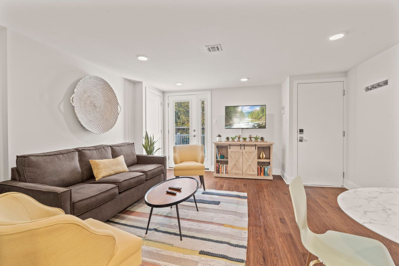 Washington Square West - Unit A