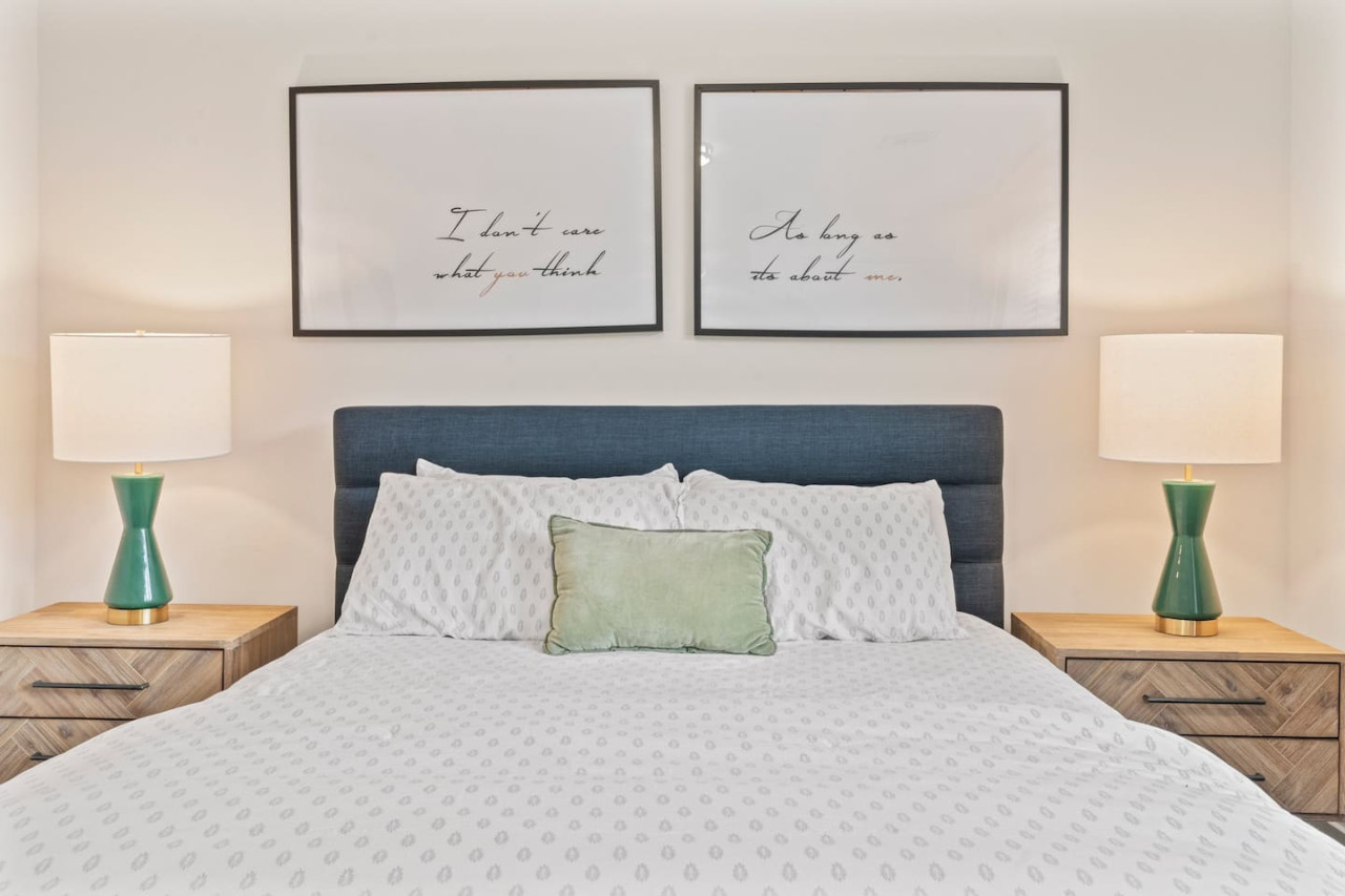 Washington Square West - Unit A 3