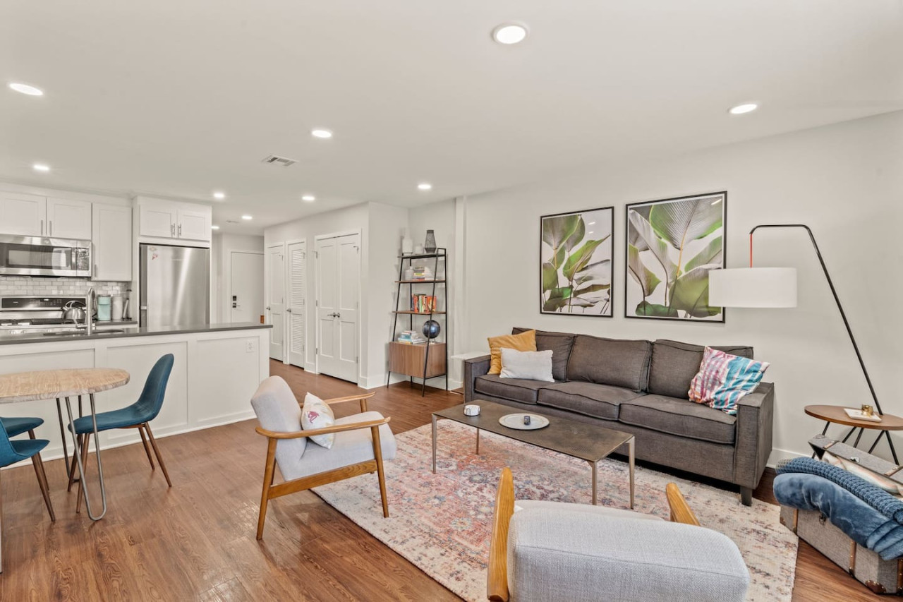 Washington Square West - Unit B