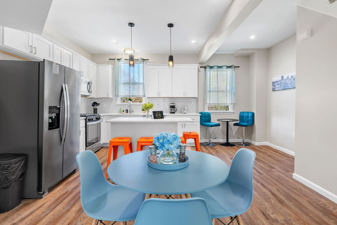 Spacious 5‑BR Mt. Washington Home – 12 Guests, Private Entrance & Skyline Views 6