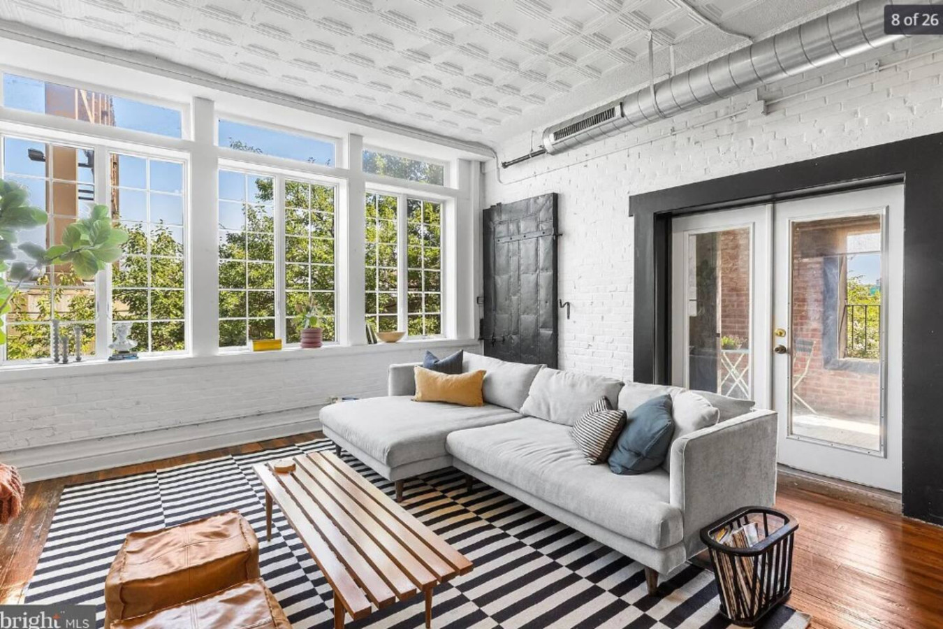 Charming Retreat in Trendy NoLibs 2
