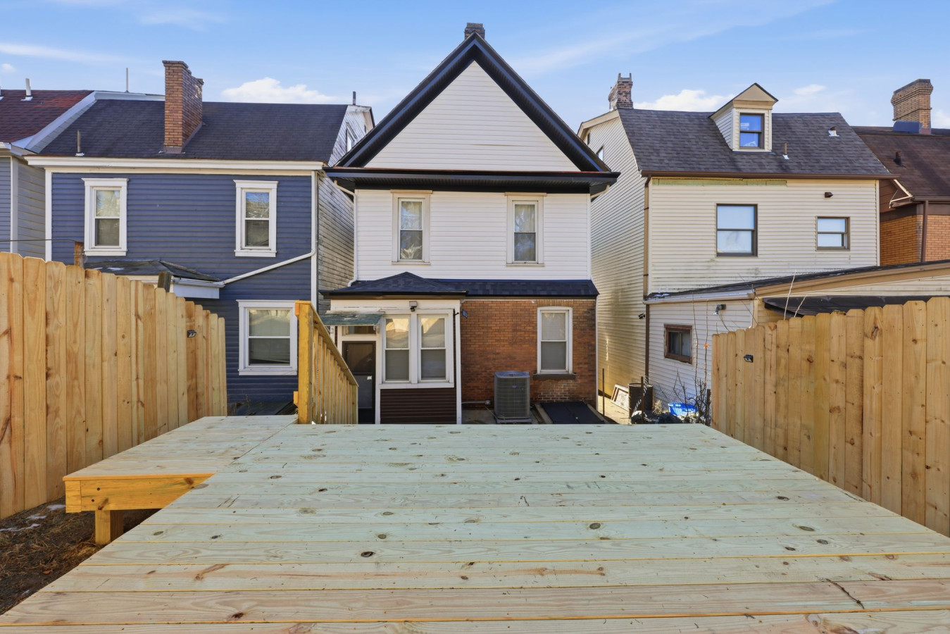 Stylish Home in Mt. Washington with Private Deck 3