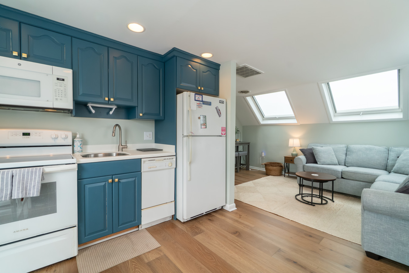 Ocean City 2BR Condo | Walk to Beach | Deck | Parking 4