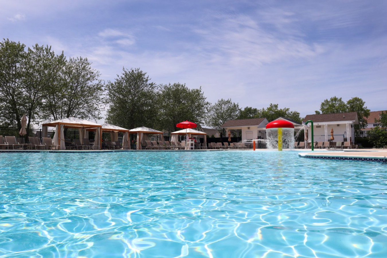Waterfront Resort | Community Amenities | Sleeps 13 4