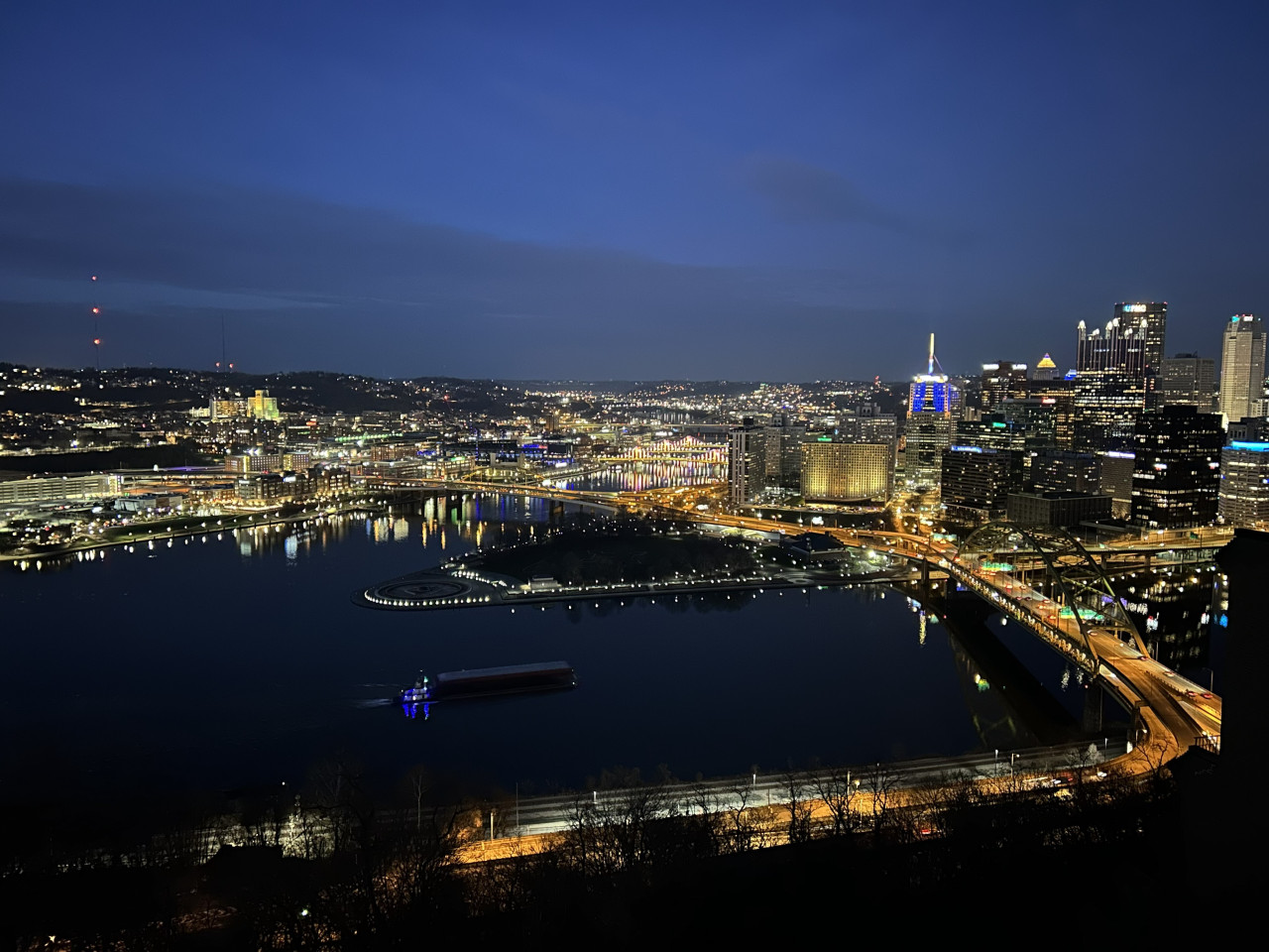 Luxury Skyline-Experience | One of a Kind | Walk to Overlooks