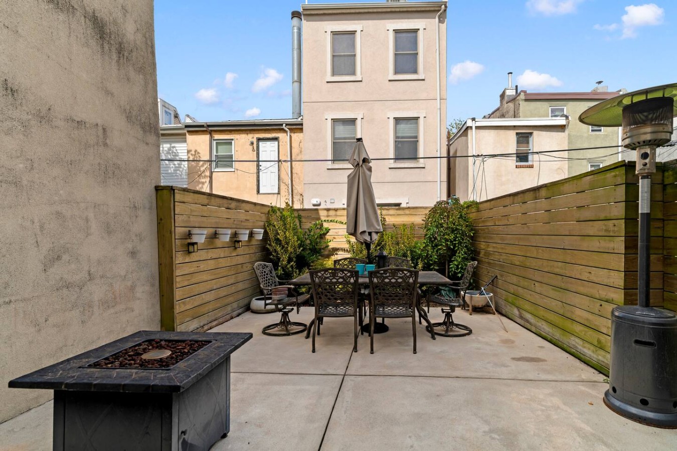 Spacious 4BR Philadelphia Home with Private Backyard Near Rittenhouse 6