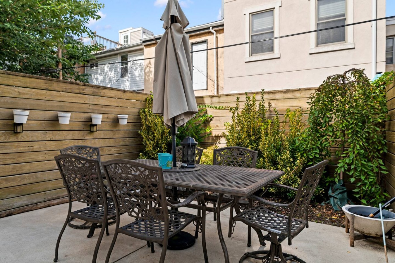 Spacious 4BR Philadelphia Home with Private Backyard Near Rittenhouse