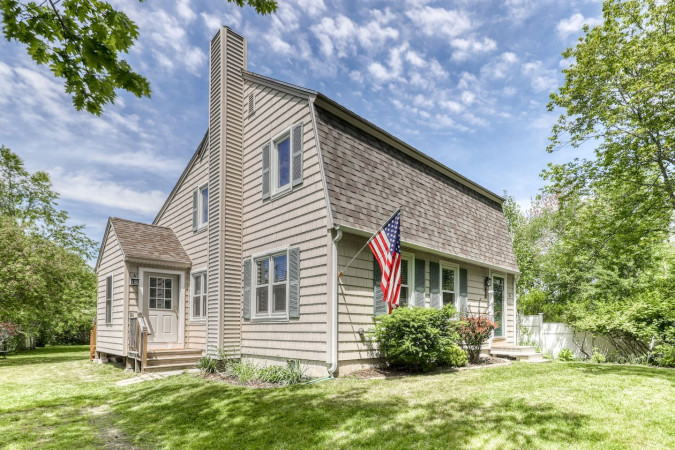 Listing ImagePrivate Beach House-Steps from Drakes Island Beach