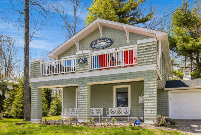 Listing ImageThe Heart of Ogunquit – Steps to Beach & Downtown