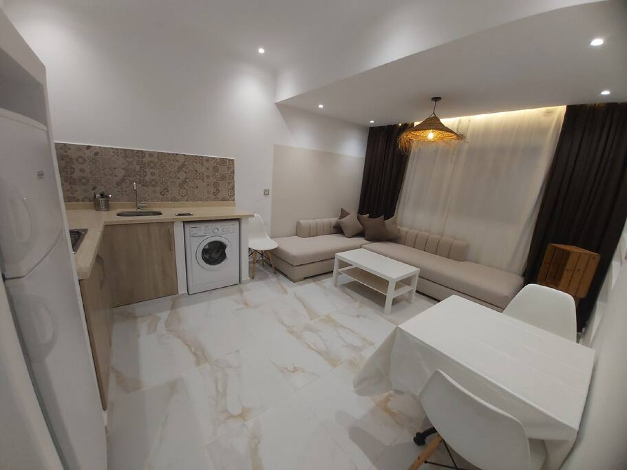 102 · Appartement chic au cœur de Martil, plage à 1 min.