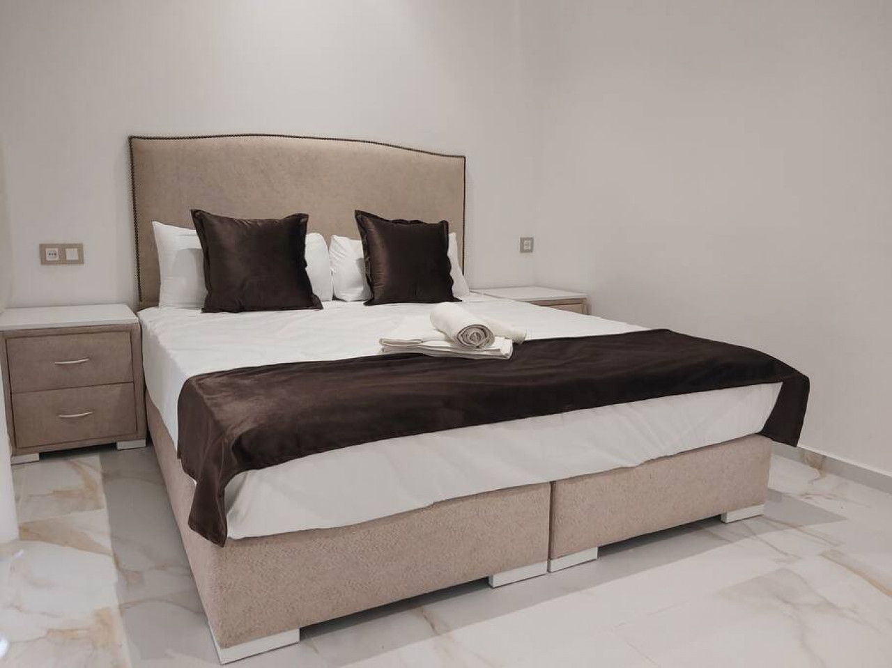 102 · Appartement chic au cœur de Martil, plage à 1 min.