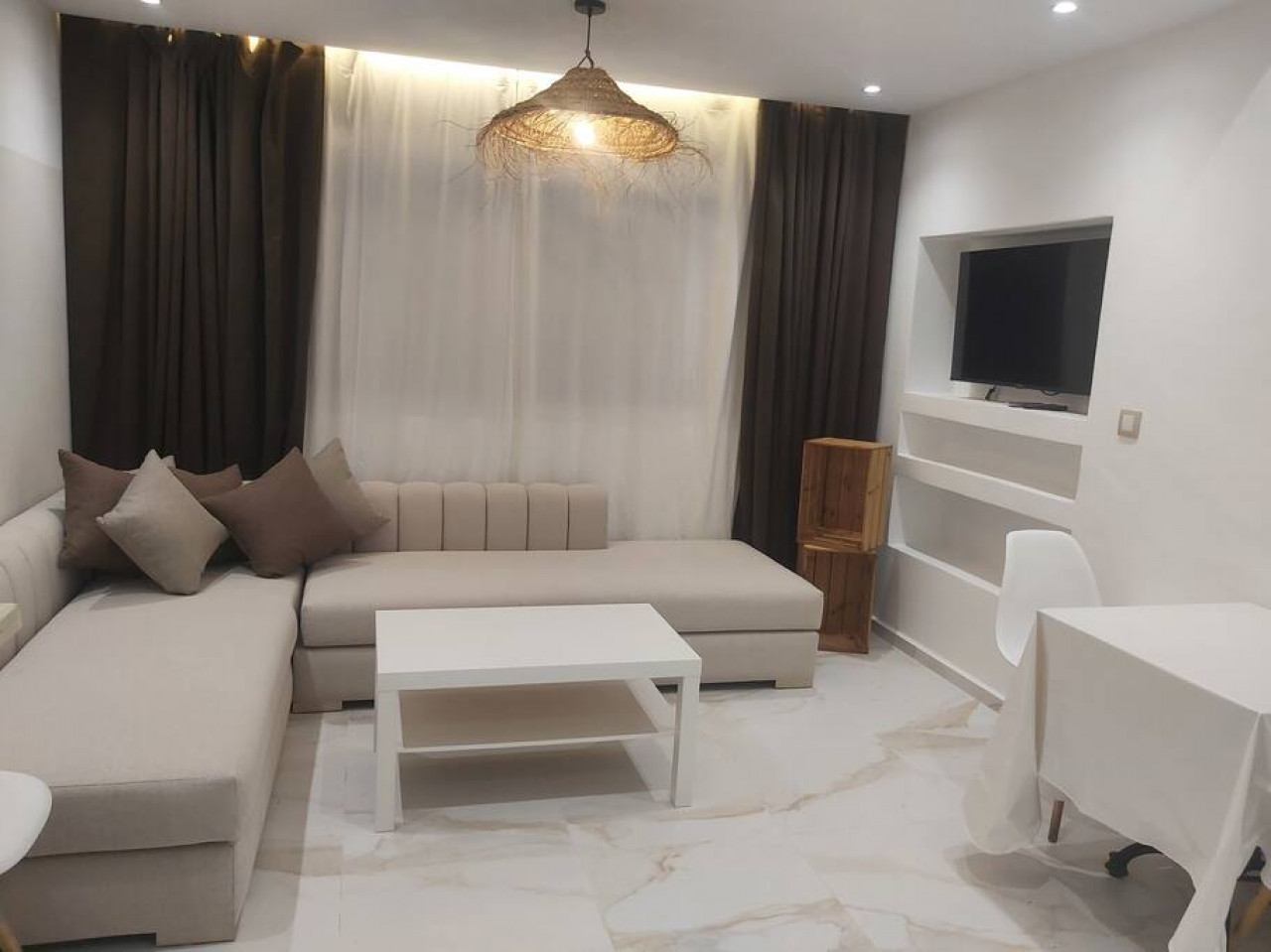 102 · Appartement chic au cœur de Martil, plage à 1 min.