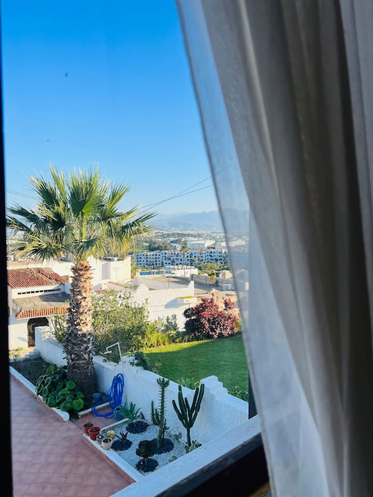 CABO1 · Casa muy tranquila con vistas al mar