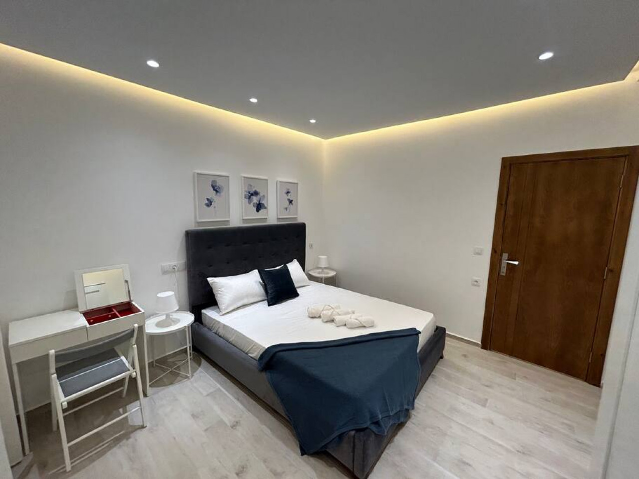 201 · Appartement de standing, plage 1min.
