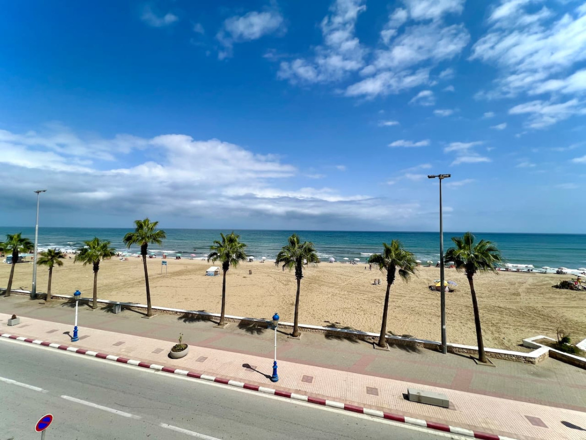 C3 · Seaview Paradise