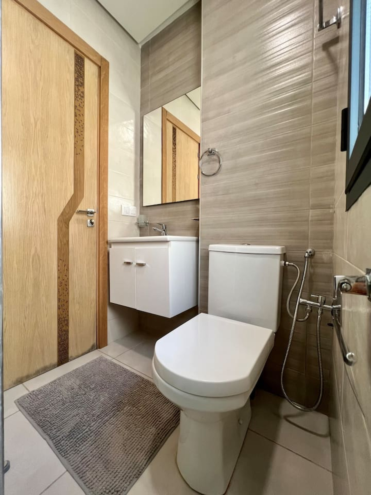 C5 · Sun And Sea Apartment