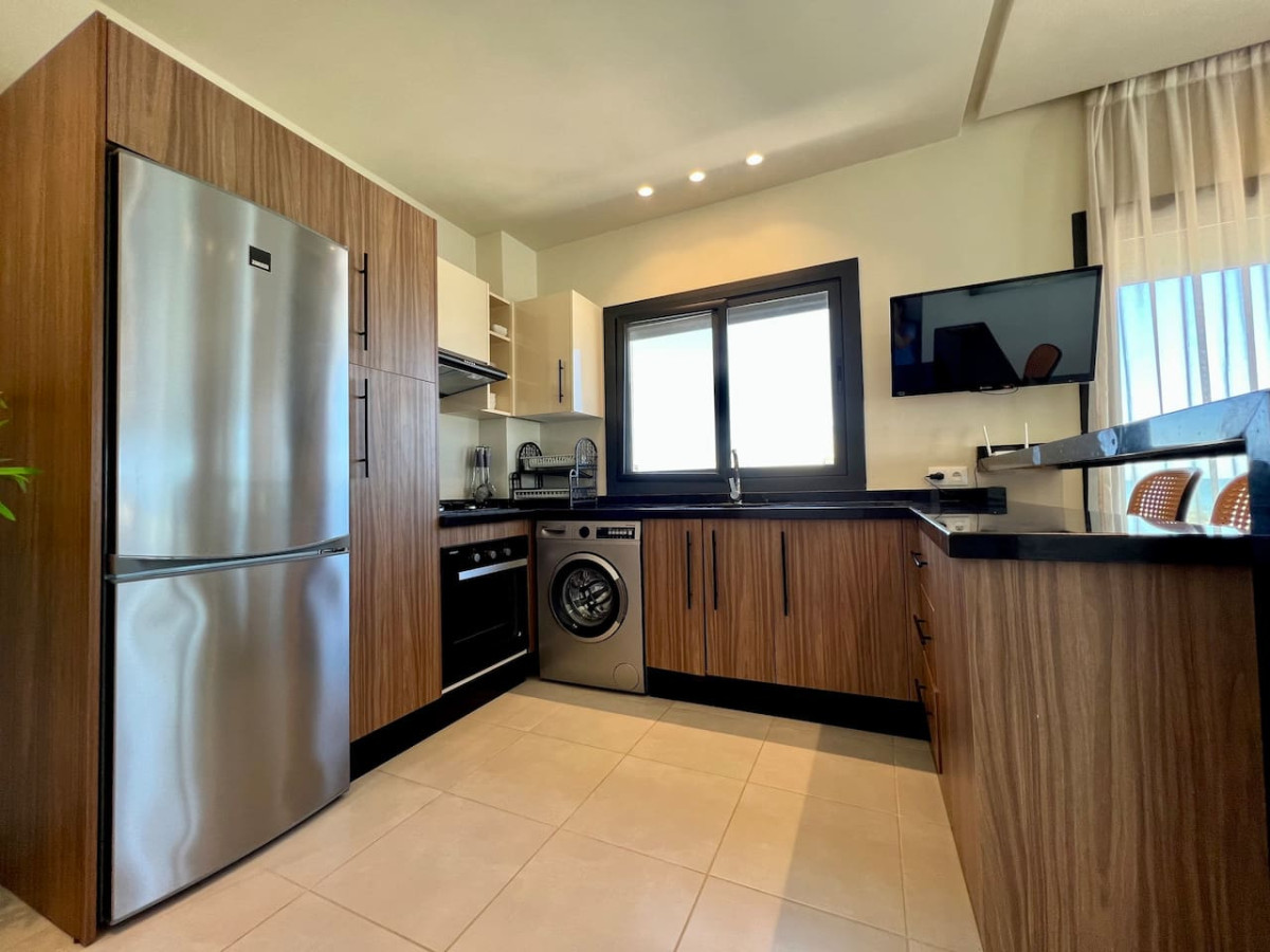 C5 · Sun And Sea Apartment