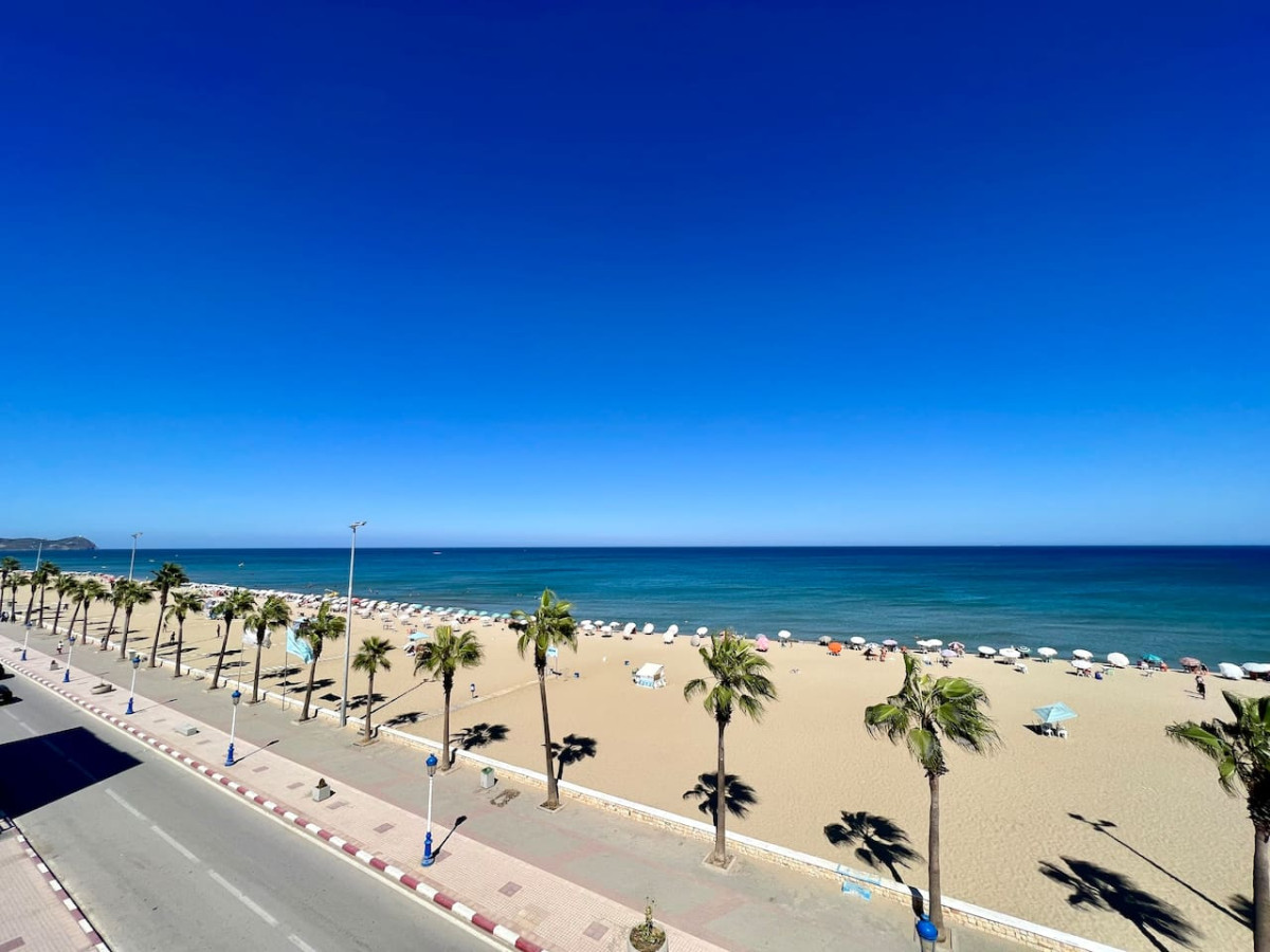 C5 · Sun And Sea Apartment