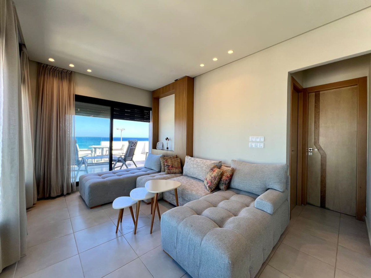 C5 · Sun And Sea Apartment