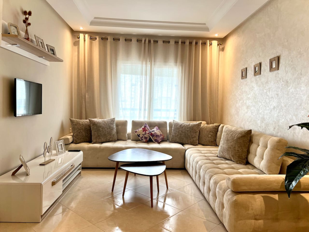 P1 · Elegance by the Sea Apartment