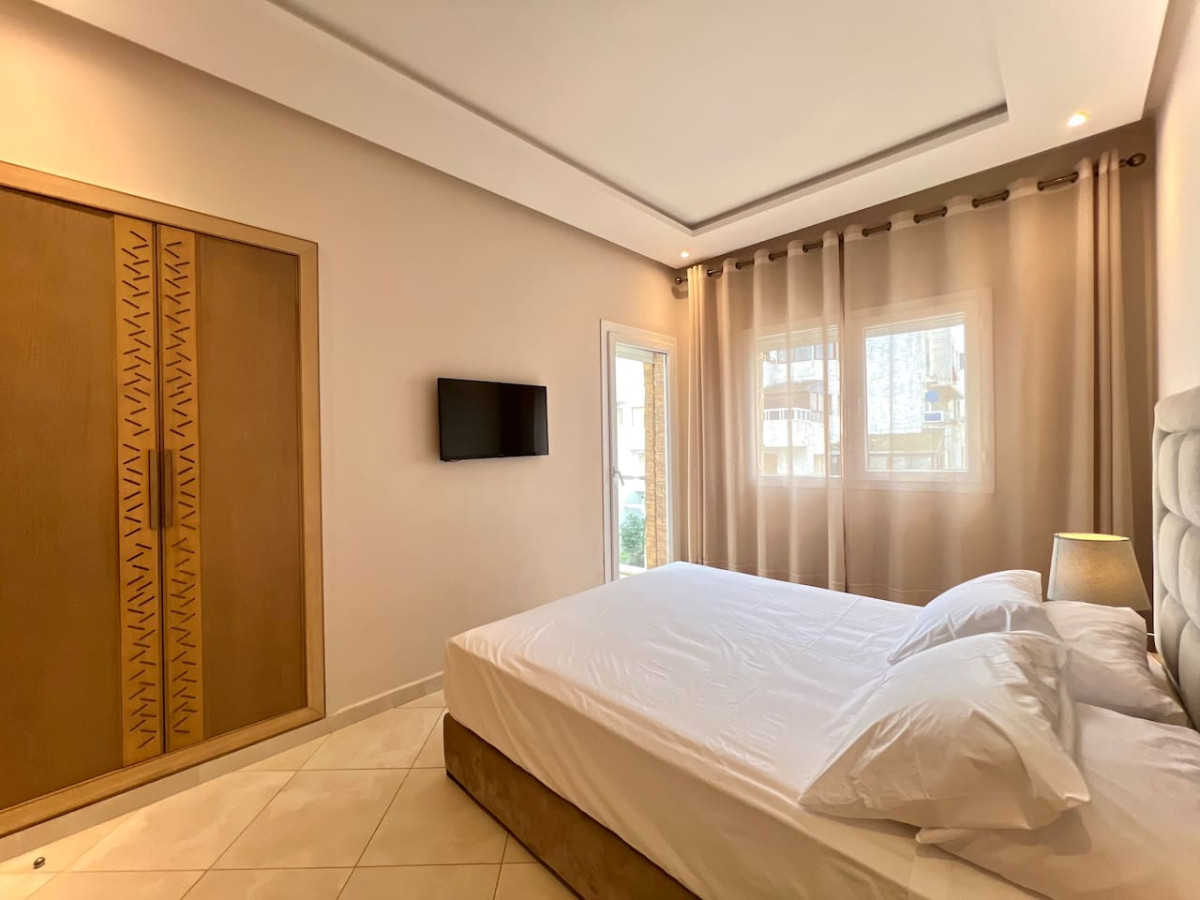 P2 · Luxury Apartment by the Sea