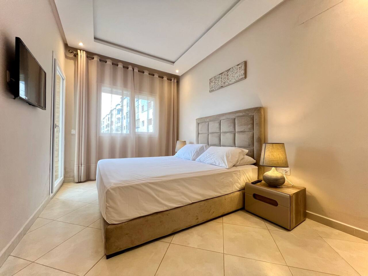 P2 · Luxury Apartment by the Sea