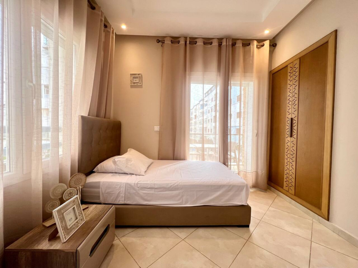 P2 · Luxury Apartment by the Sea