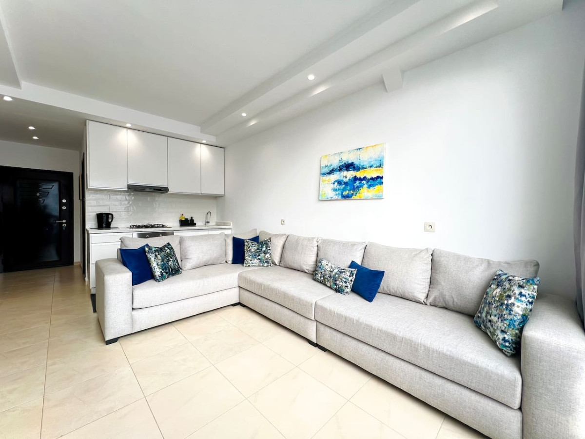 RA38 · The Blue Wave Apartment