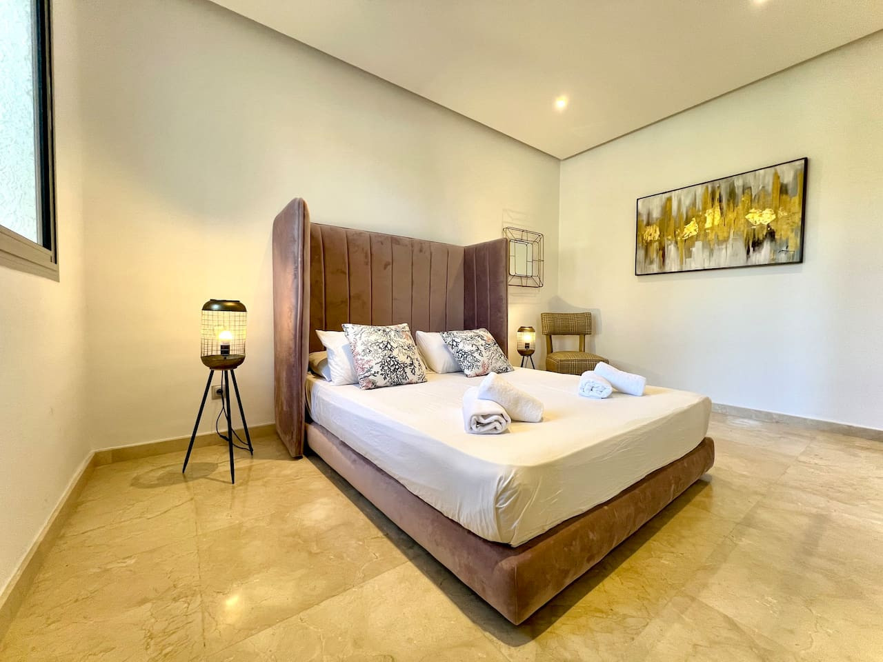 RITZ · Ritz Carlton Luxurious Stay