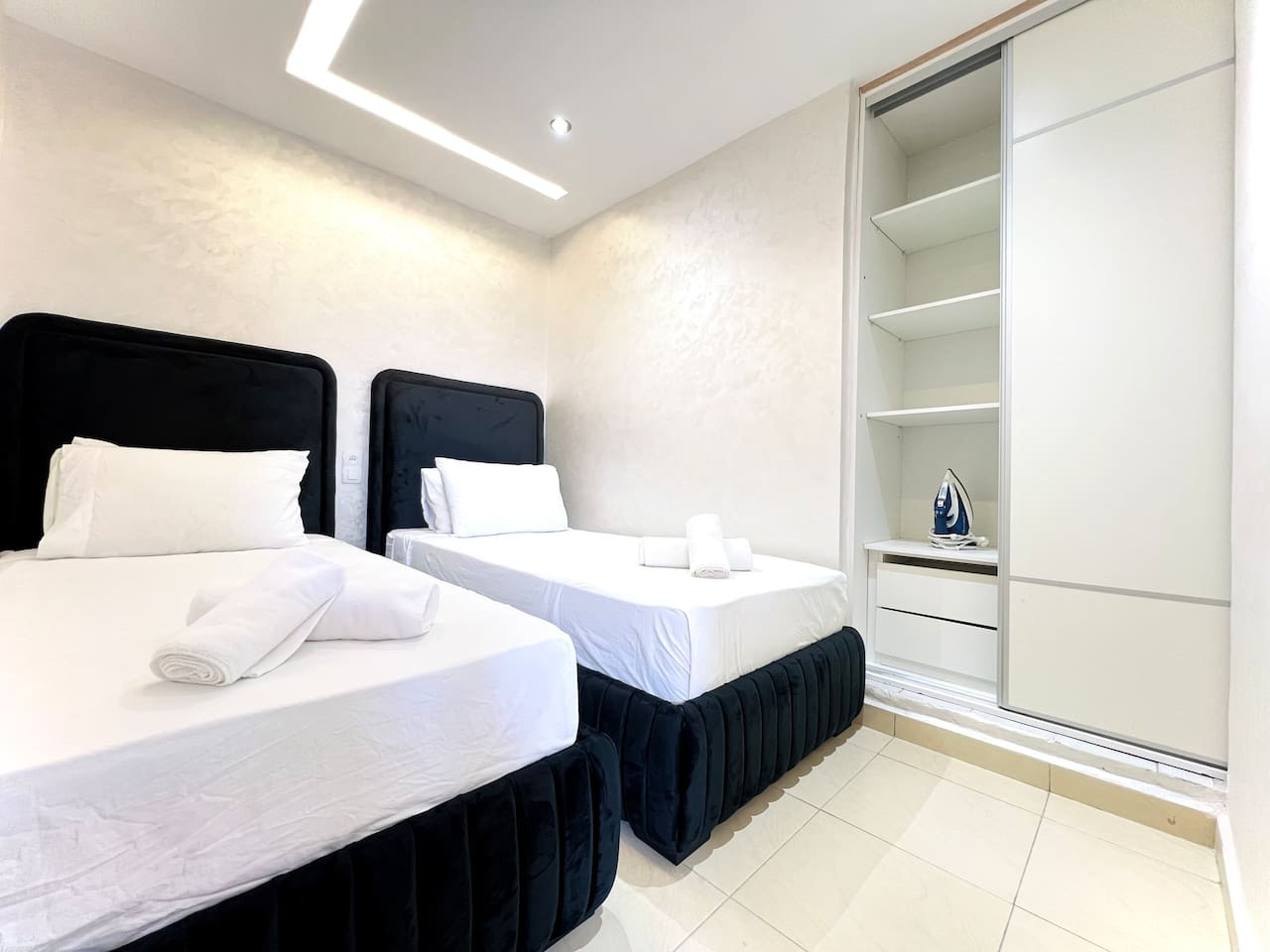 CA18 · Blue Paradise